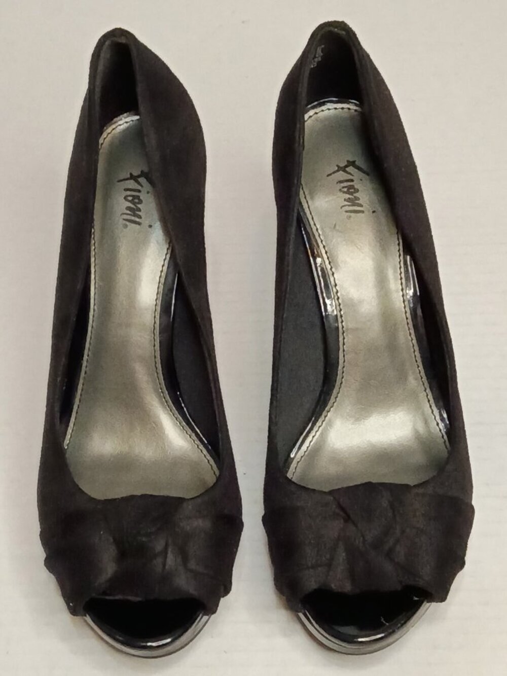 Fioni Night Black Peep Toe Bow Stiletto Heels Pumps Women's Size 8W